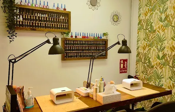 centros de manicura en barcelona Estetic Marina
